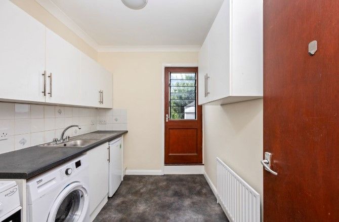 Property photo 3 of 27