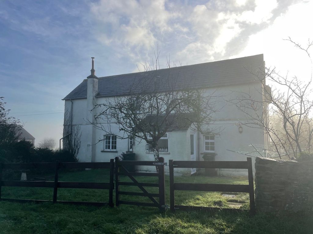 Property photo 2 of 24