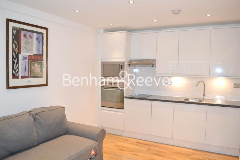 Property photo 1 of 5