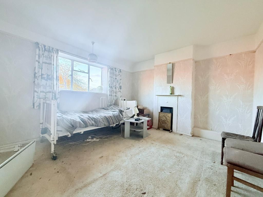 Property photo 3 of 9 Photo 3