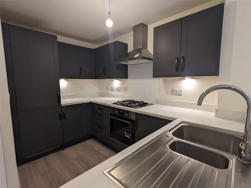 Property photo 3 of 15 Picture No. 06