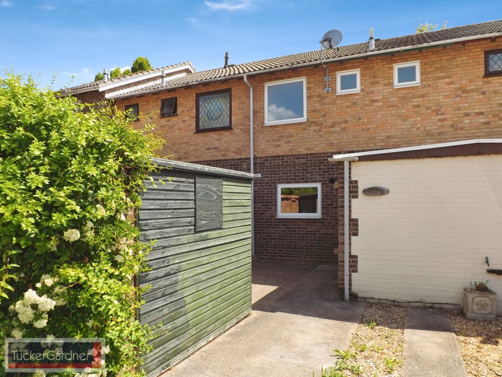 Property photo 1 of 8