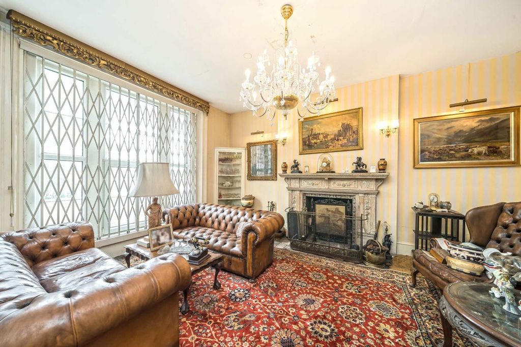 Property photo 3 of 6