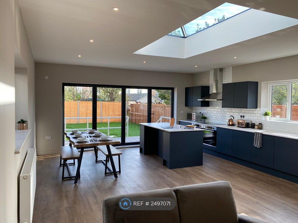 Property photo 3 of 6 Spacious Kitchen-Diner