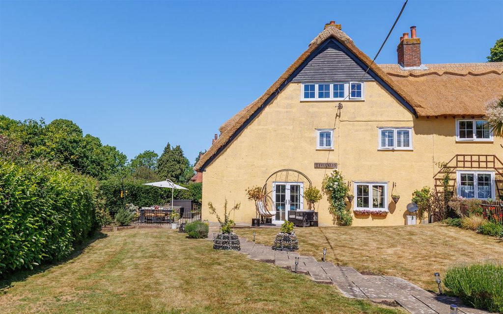 Property photo 1 of 43
