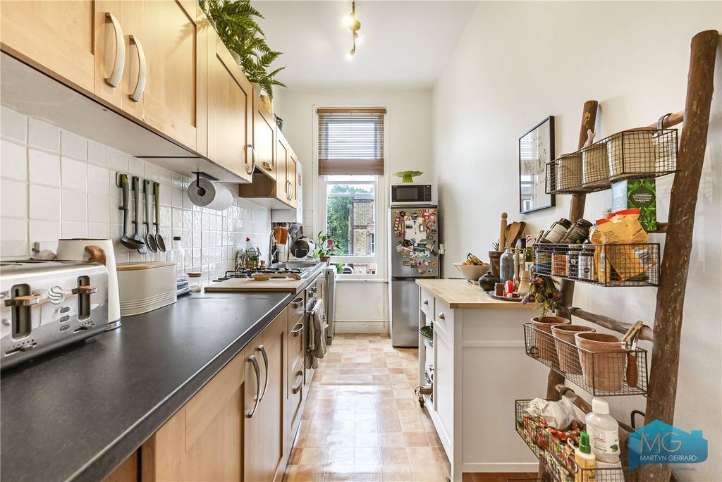 Property photo 3 of 11 Picture No. 38