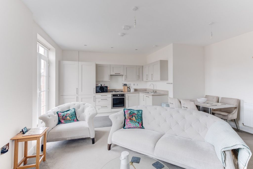 Property photo 1 of 15 Picture No. 08