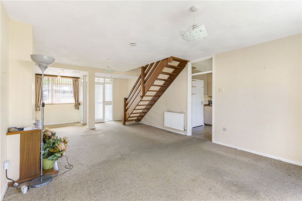 Property photo 2 of 19 Picture No. 12