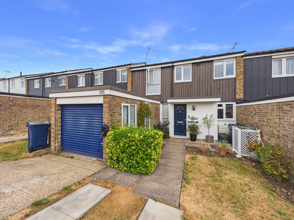 Property photo 1 of 14 Cam01354G0-Pr0758-Still032