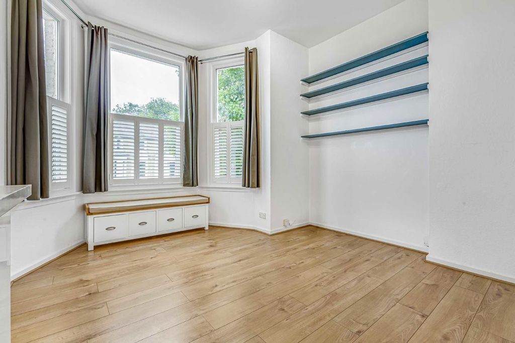 Property photo 2 of 4