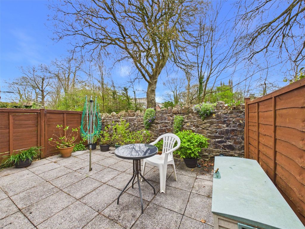 Property photo 2 of 12 Picture No. 02