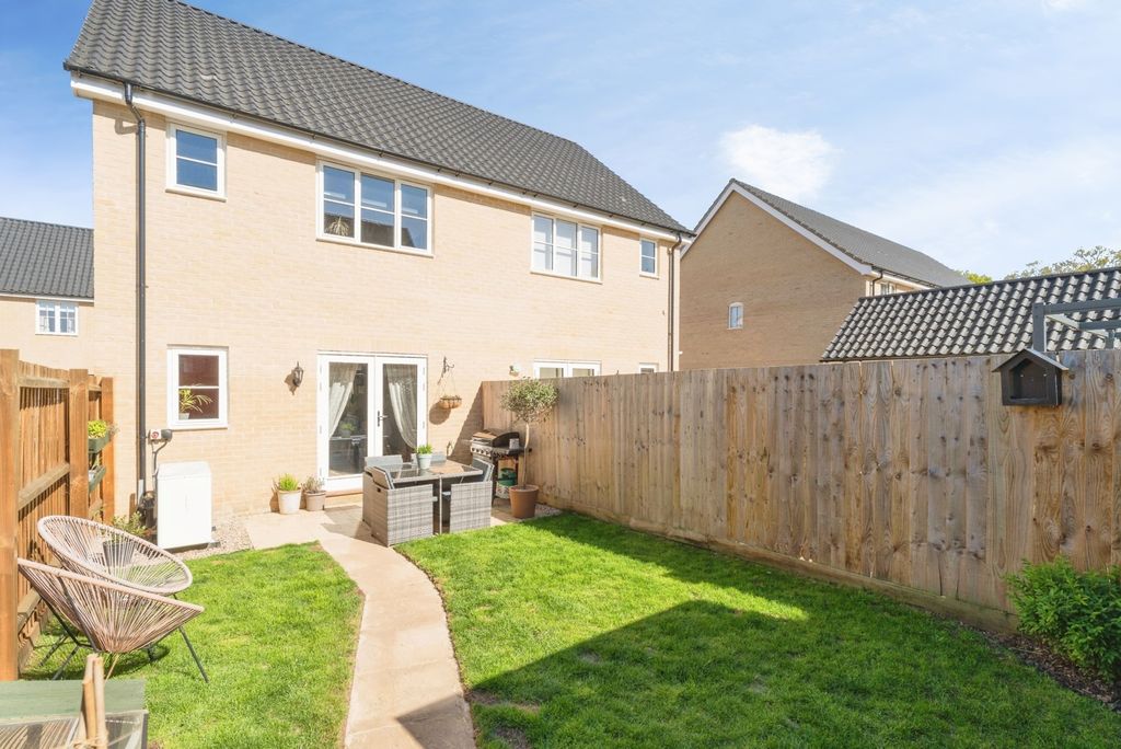 Property photo 3 of 24 Pbox-Img.Jpg