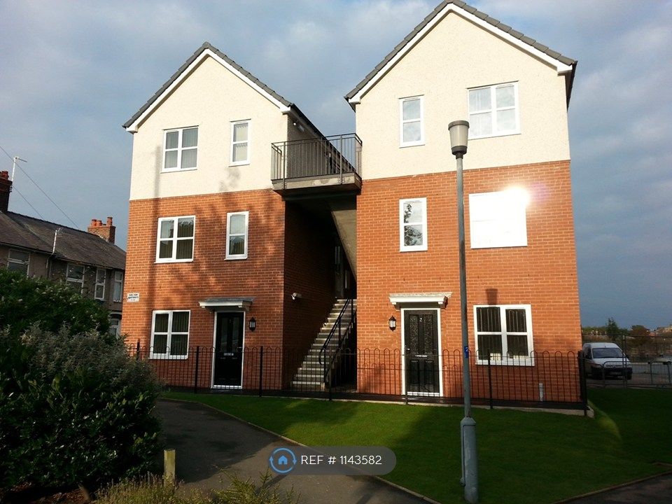 Property photo 1 of 9