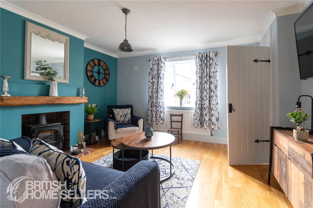 Property photo 2 of 10 Picture No. 11