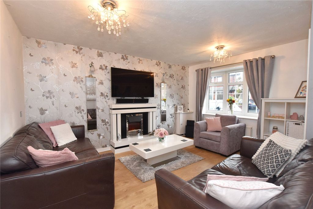 Property photo 3 of 26 Picture No. 07