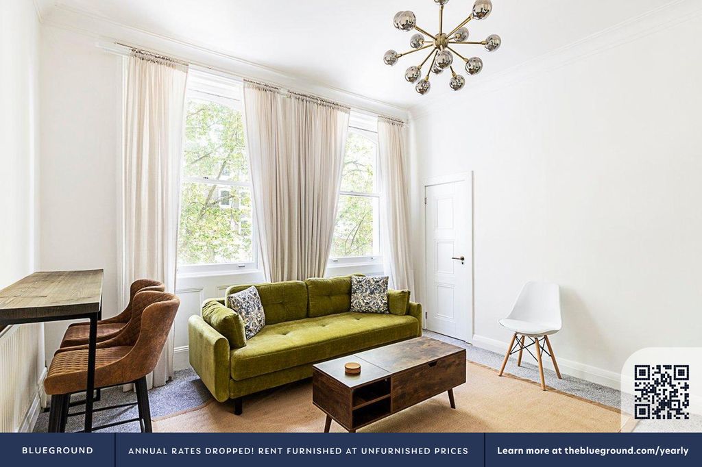 Property photo 3 of 29 Living Room