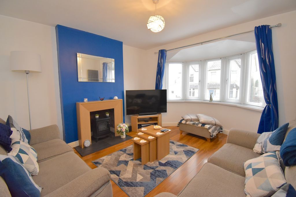 Property photo 2 of 48 Photo 4