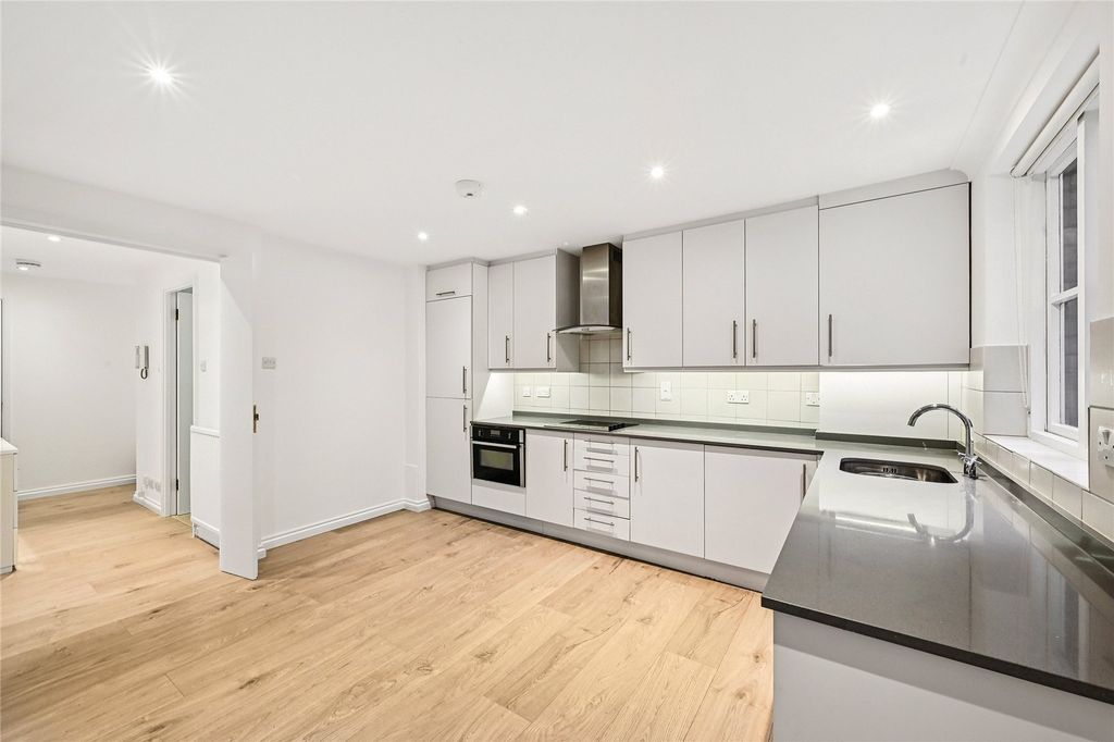 Property photo 2 of 15 Picture No. 33