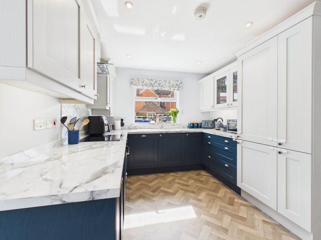 Property photo 3 of 18 Kitchen/Diner