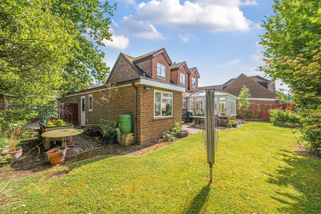 Property photo 1 of 17 1316253-9-686Ba0c...