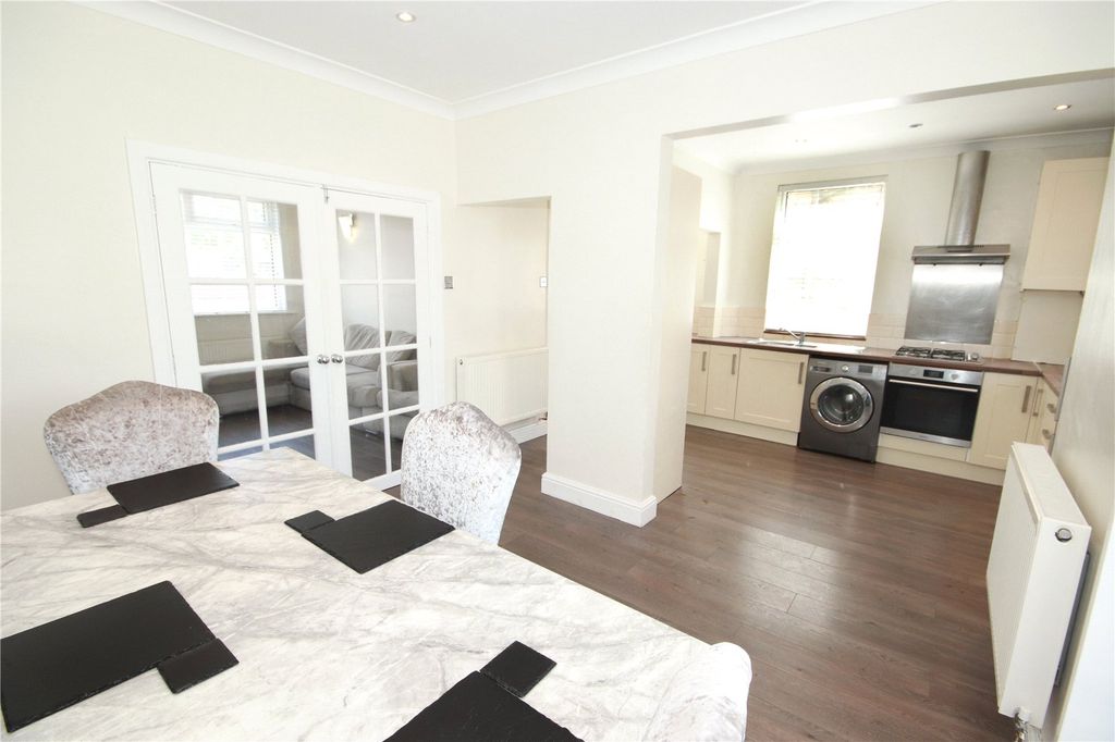 Property photo 2 of 15 Picture No. 09