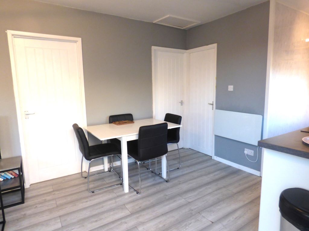 Property photo 3 of 14 Lounge/Diner/Fitted Kitchen