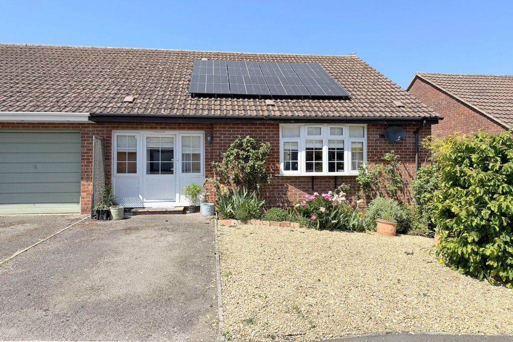 Property photo 1 of 12 Picture No. 22