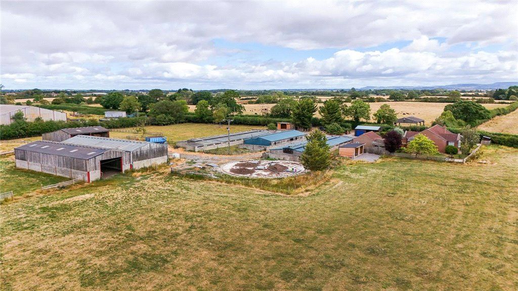 Property photo 1 of 5 Miain Overview