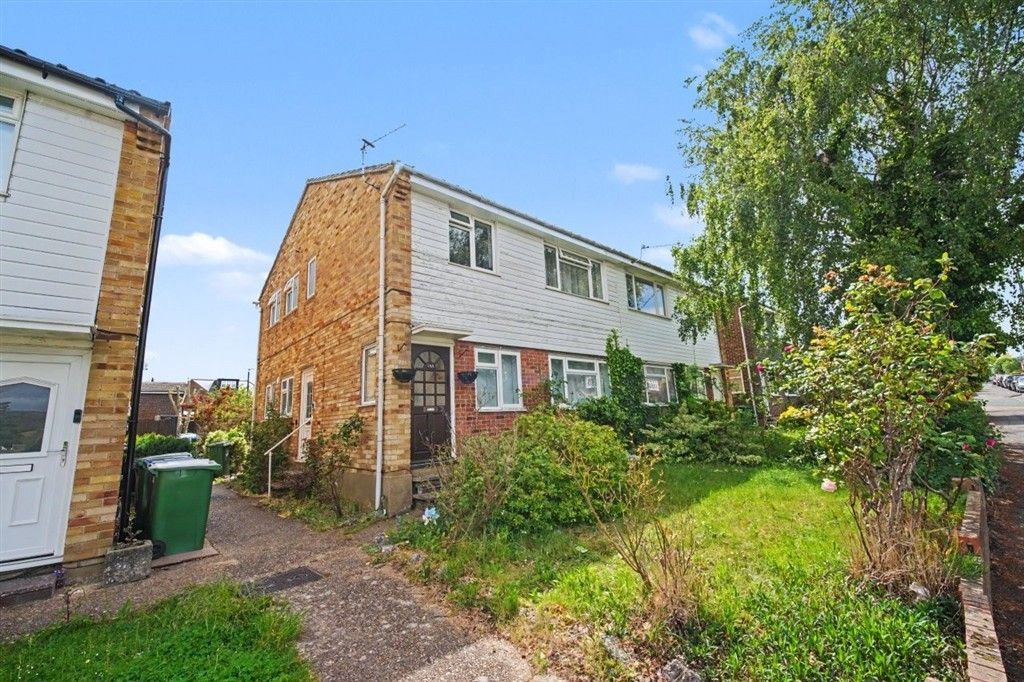 Property photo 2 of 17