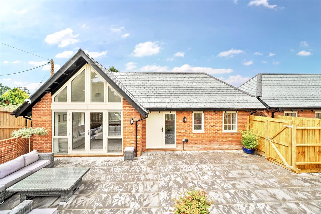 Property photo 1 of 18 Rear Elevation
