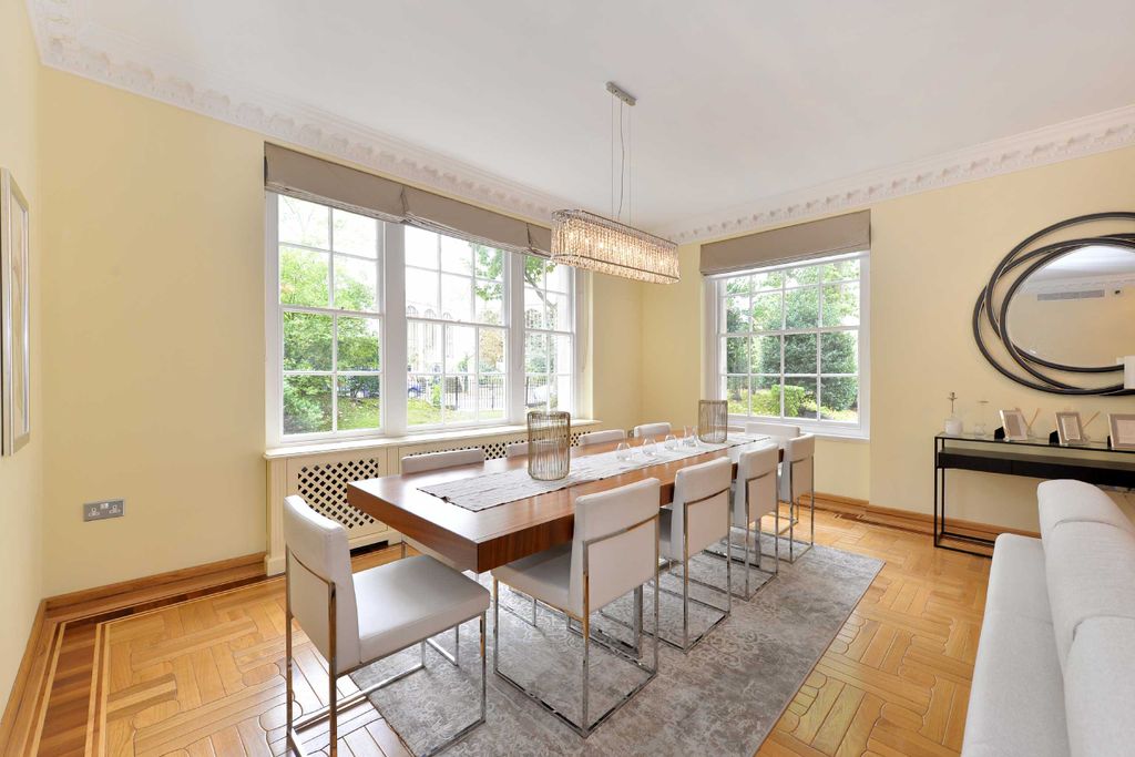 Property photo 2 of 12 Photo
