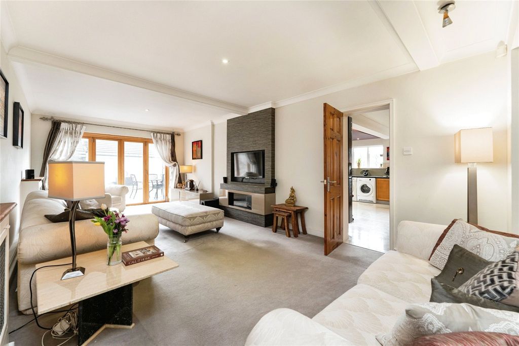 Property photo 2 of 31 Photography