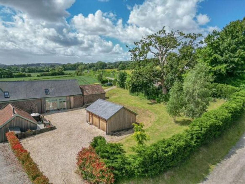 Property photo 3 of 72