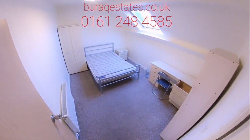 Property photo 2 of 9 Bright, Simply Furnished Double Bedroom With A Dou...