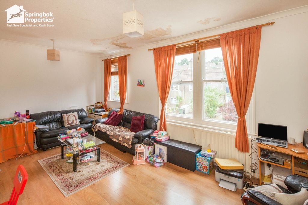 Property photo 2 of 10 Image 2