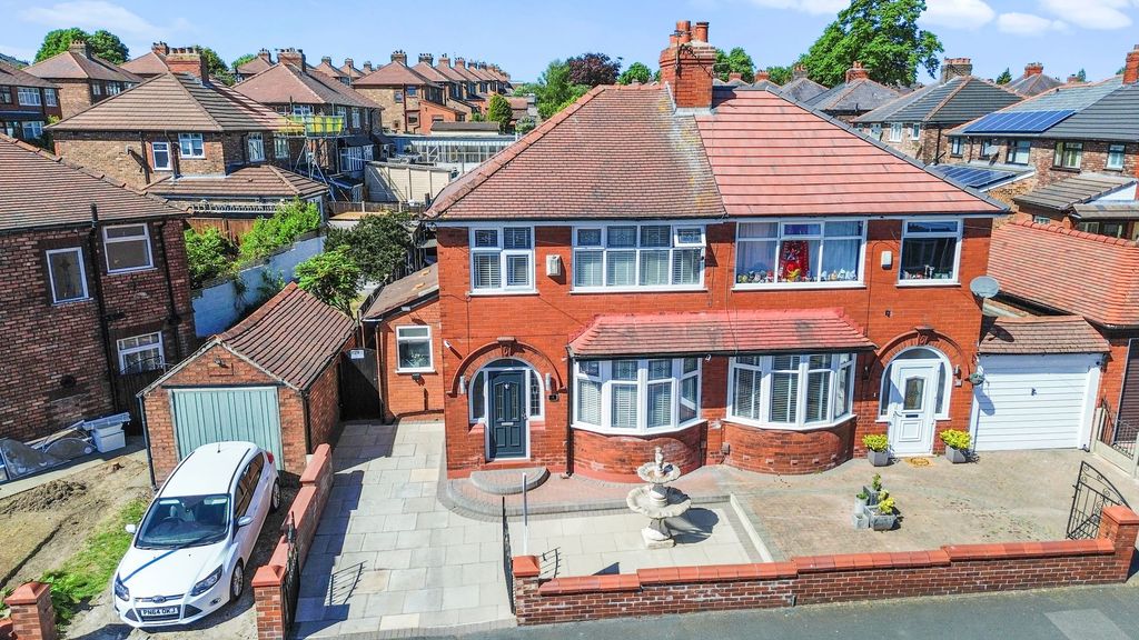 Property photo 1 of 23