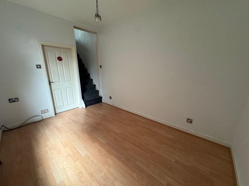 Property photo 2 of 7 View