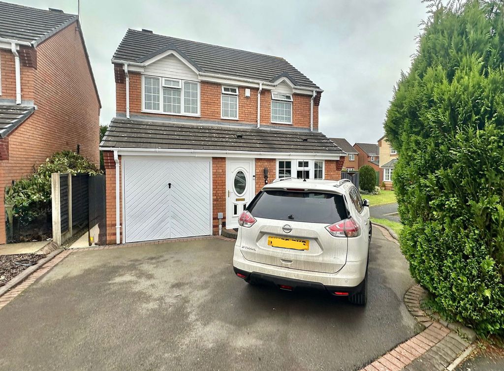 Property photo 1 of 17