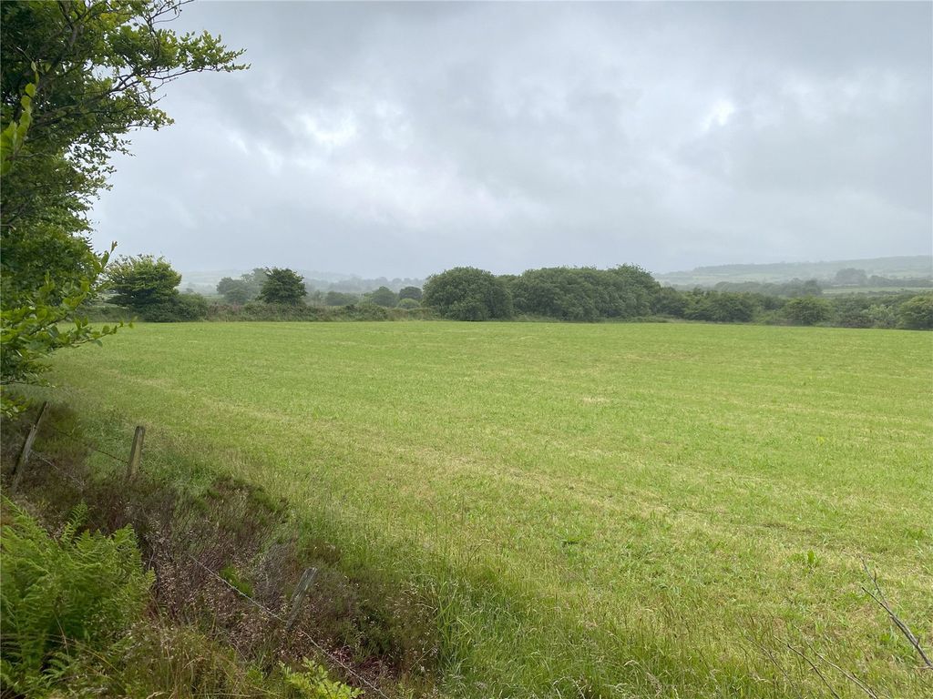 Property photo 3 of 5 Picture No. 02