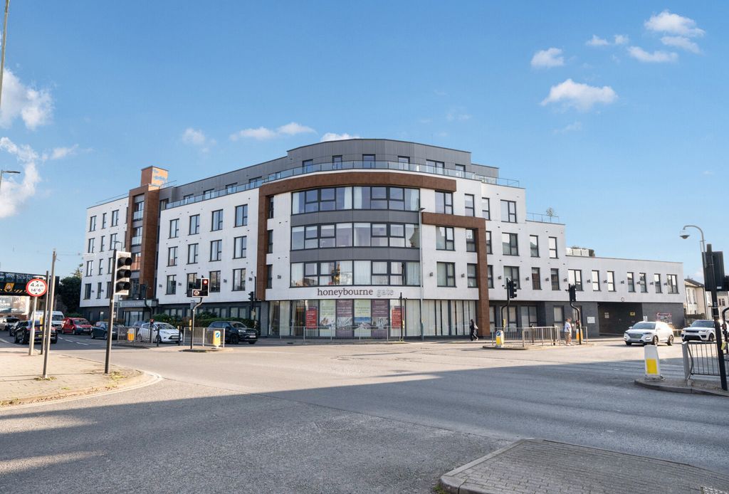 Property photo 1 of 13 1433578-23-69Bc2F...