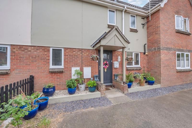 Property photo 1 of 11 Front