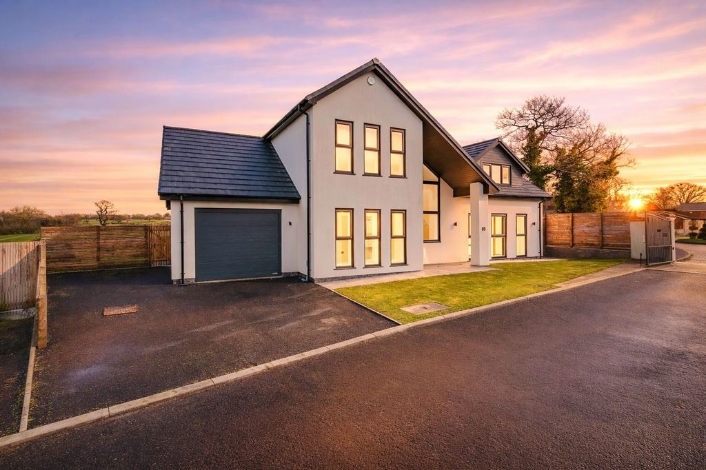 Property photo 1 of 48