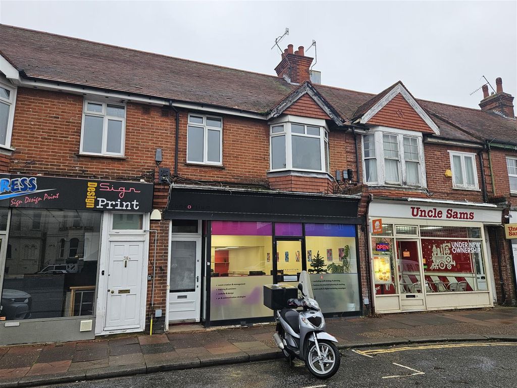 Property photo 1 of 6 For Rent By Aspire Residential | Broadwater Road