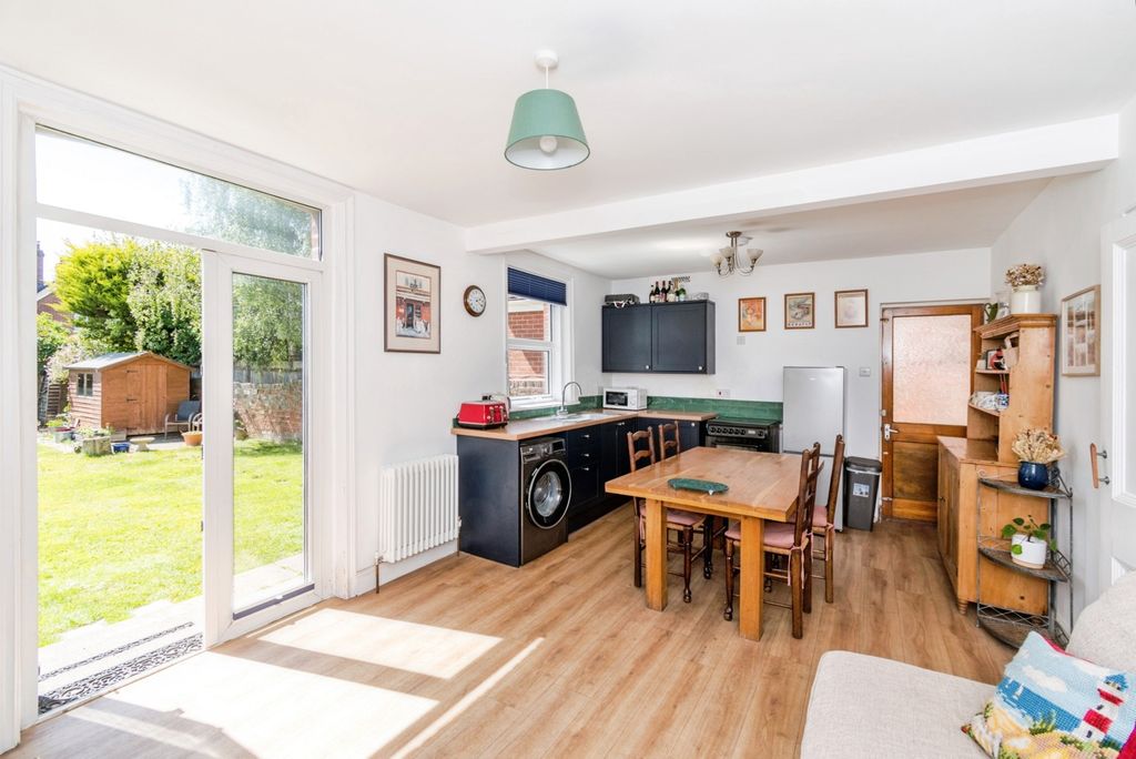 Property photo 2 of 20 Pbox-Img.Jpg