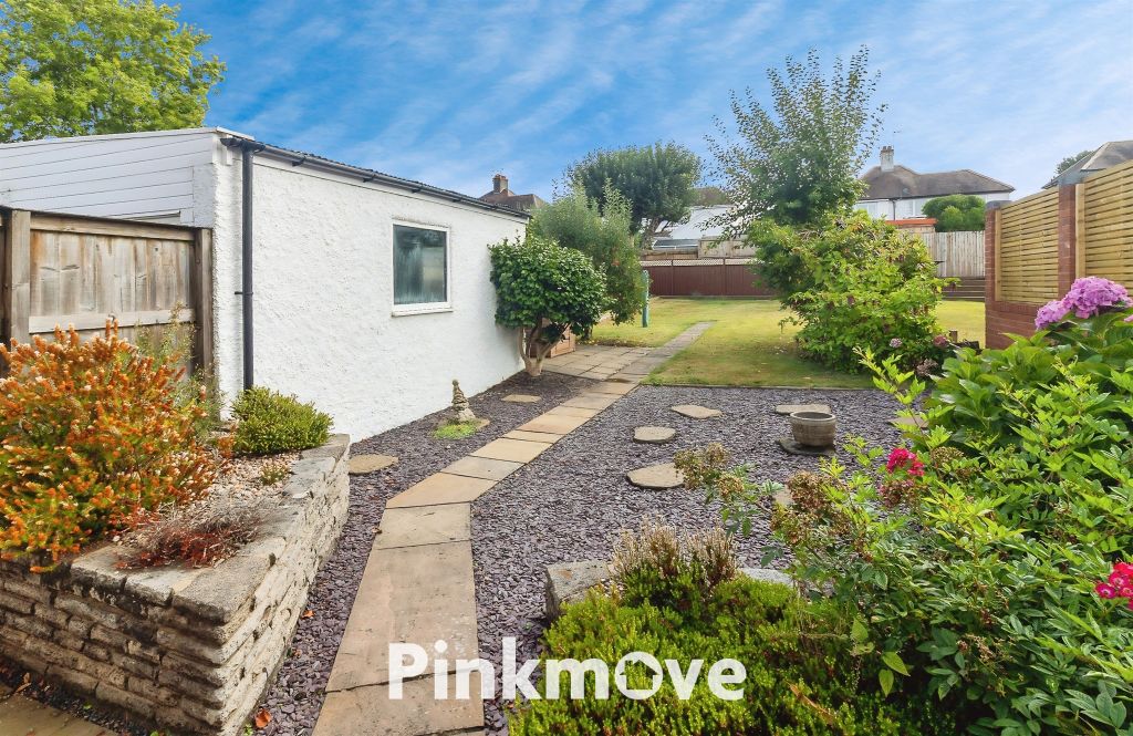 Property photo 2 of 25