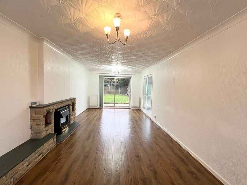 Property photo 3 of 16 Photo 4