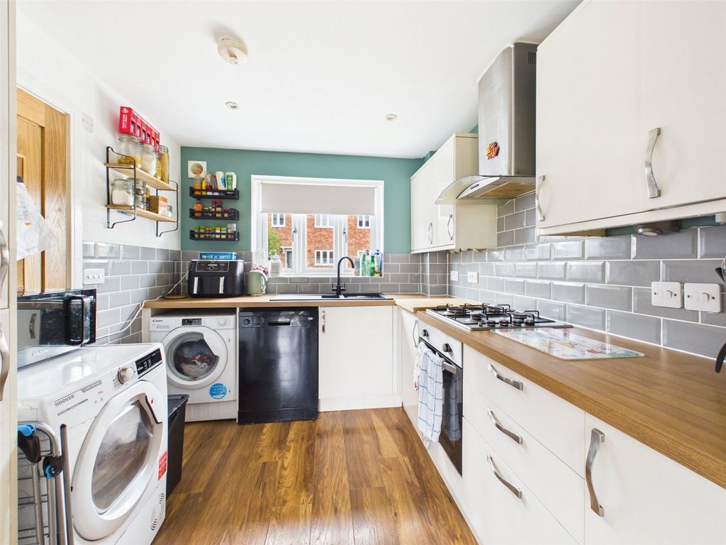 Property photo 3 of 12 Picture No. 06