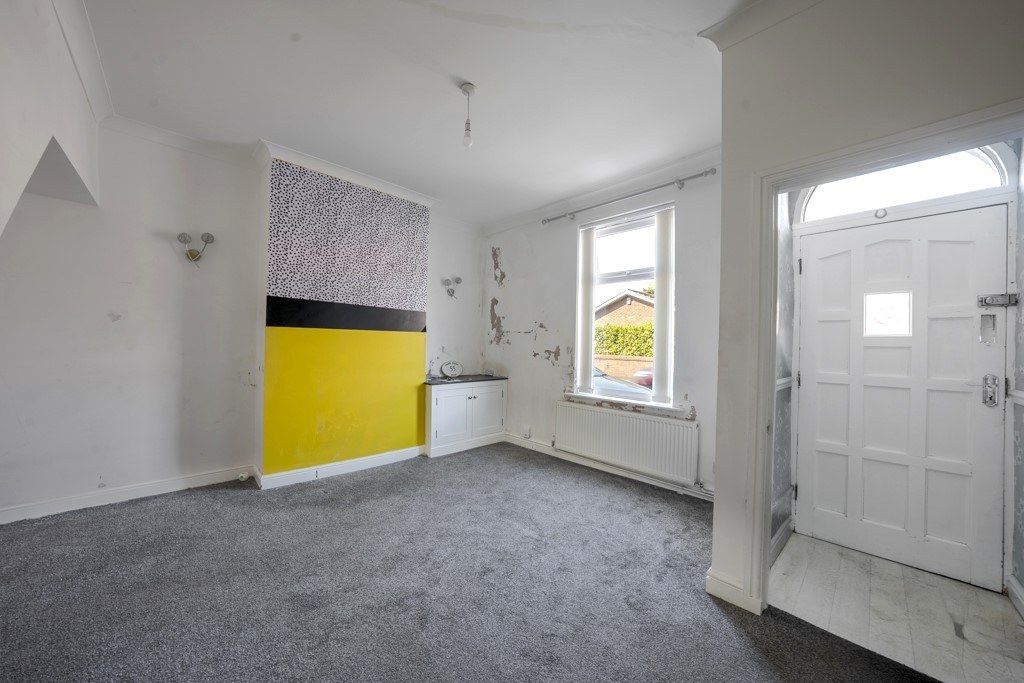 Property photo 3 of 13 Gallery
