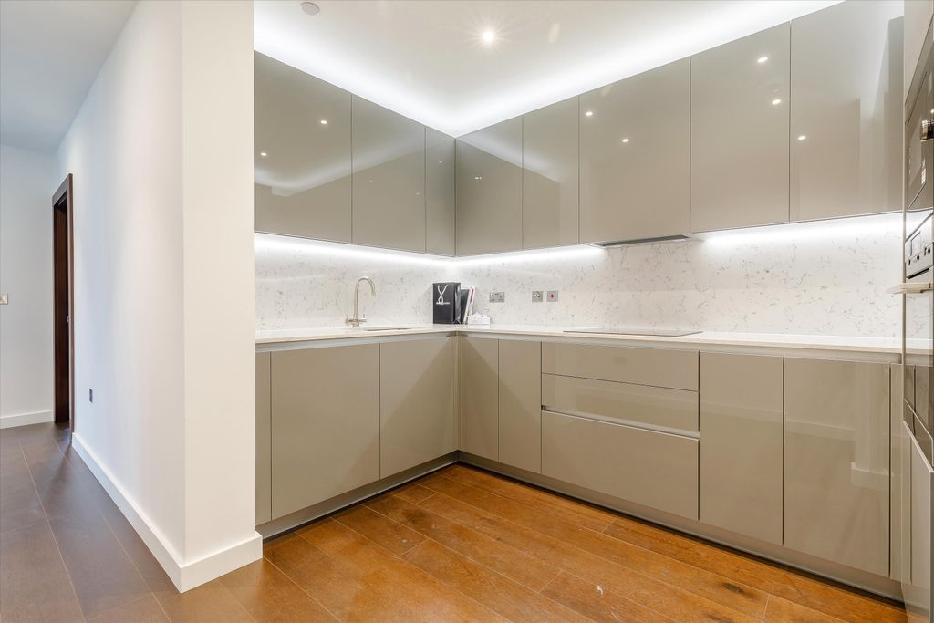 Property photo 3 of 11 Image