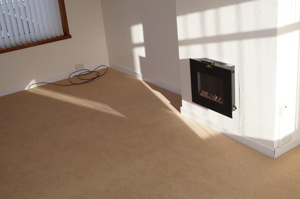 Property photo 2 of 9 Lounge